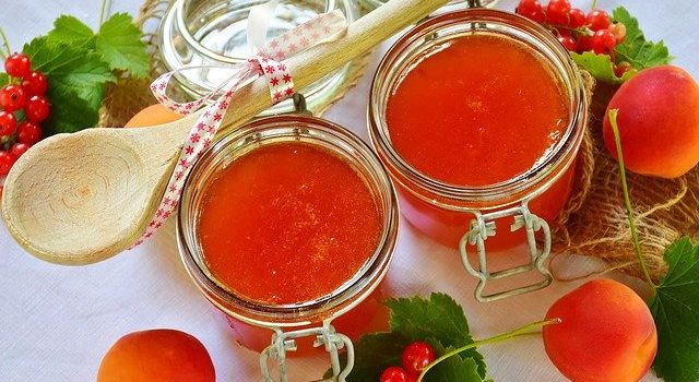 水分活性と菌の増殖 水分活性と菌の増殖