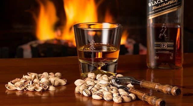 久しぶりに酒を飲むと弱くなる理由