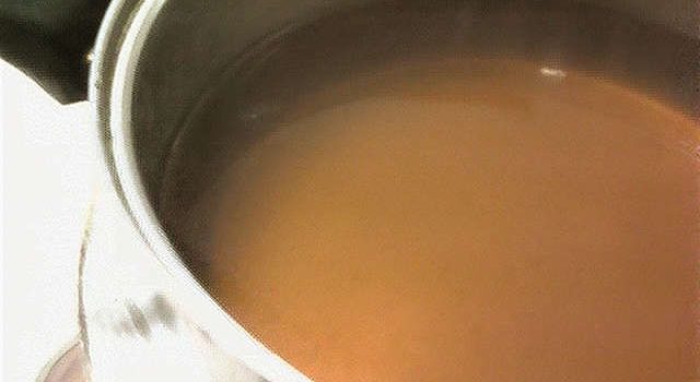 ストックをとるときに肉を細かく切断しない理由