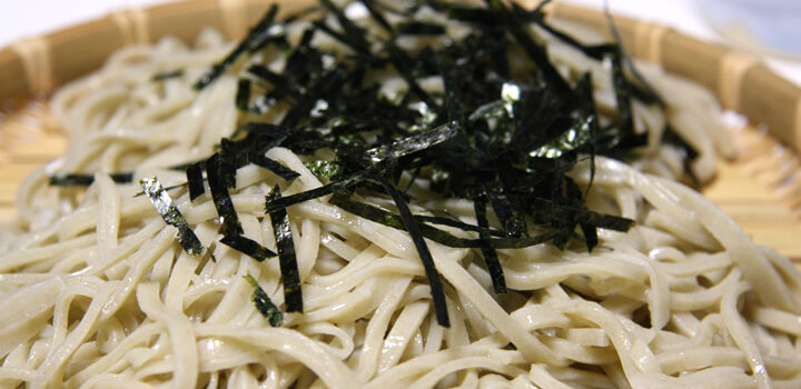 「ざるそば」と「もりそば」の違い 「ざるそば」と「もりそば」の違い